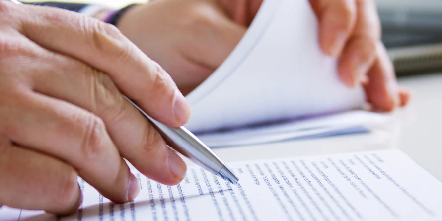 Key Lease Contract Terms & Clauses Explained